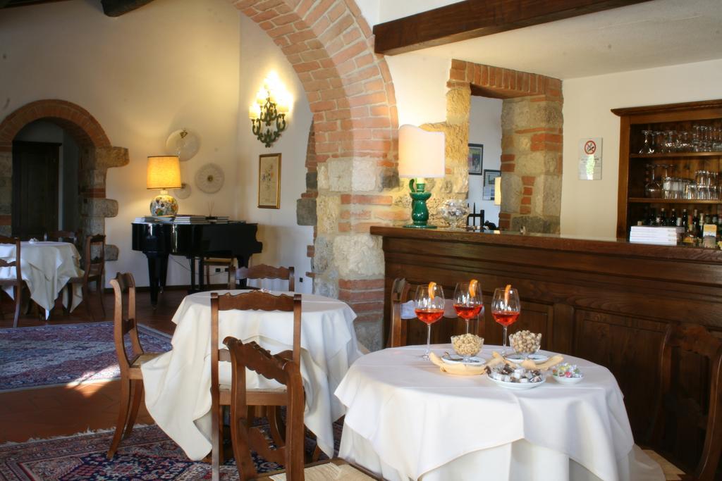 Hotel Monteriggioni Exterior photo