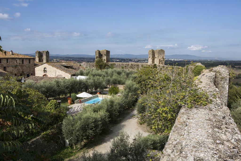 Hotel Monteriggioni Exterior photo