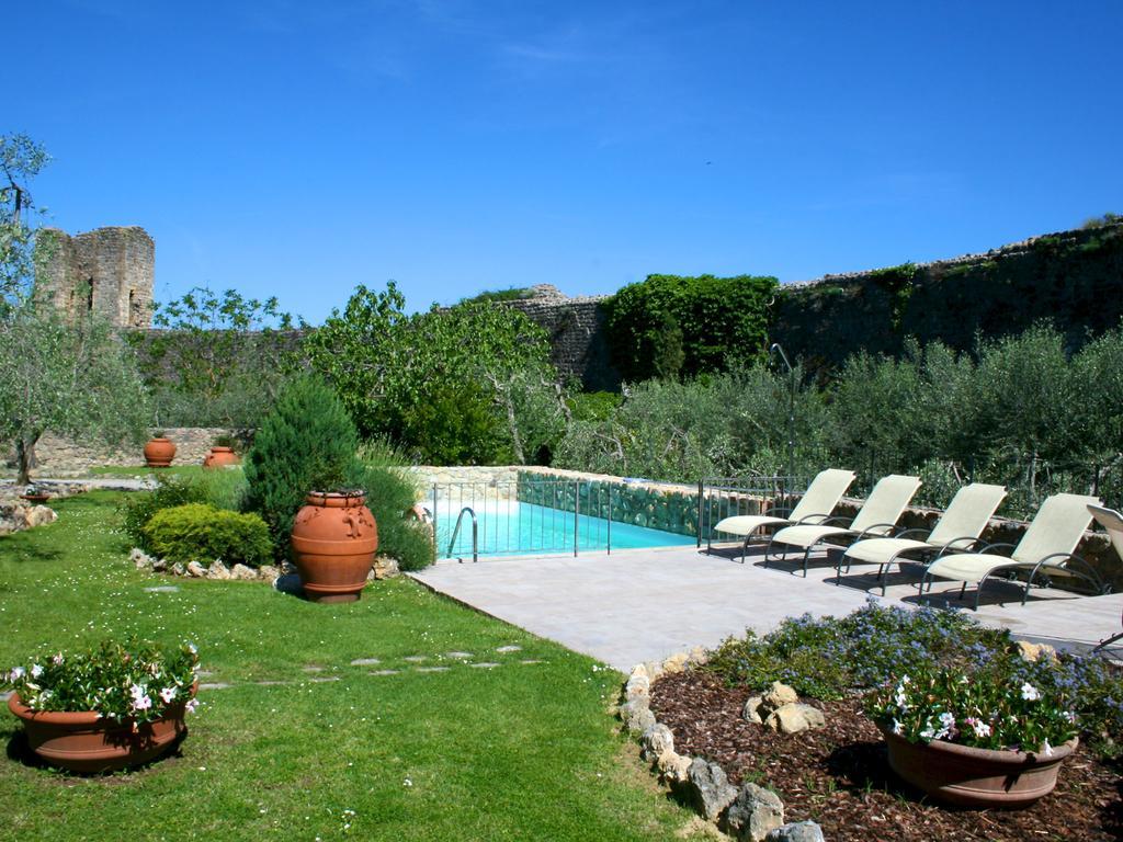 Hotel Monteriggioni Exterior photo