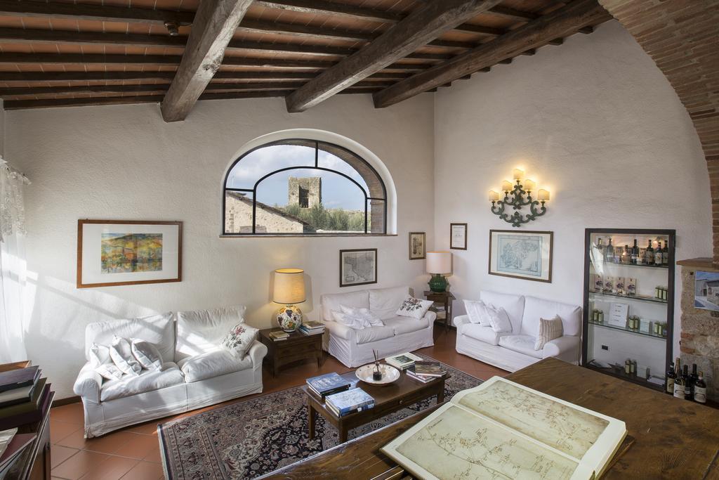 Hotel Monteriggioni Exterior photo